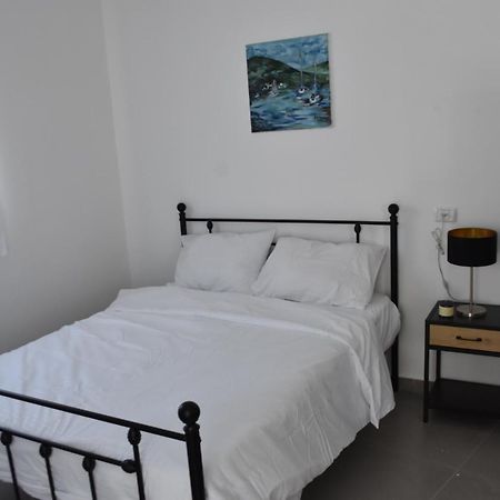 Luxury 2-Room Suite In The Center Of Downtown Haifa Kültér fotó