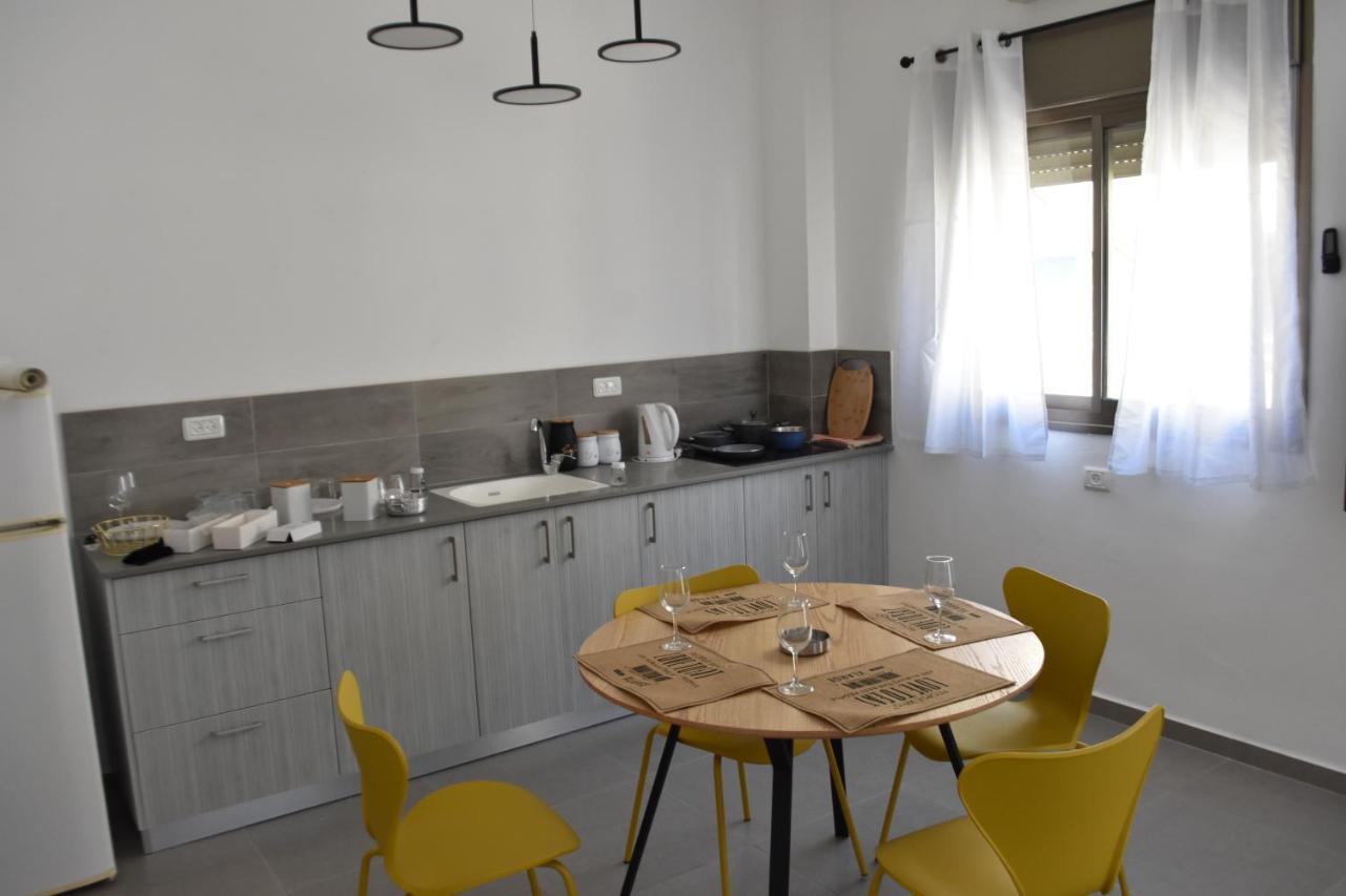 Luxury 2-Room Suite In The Center Of Downtown Haifa Kültér fotó