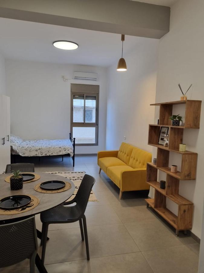 Luxury 2-Room Suite In The Center Of Downtown Haifa Kültér fotó